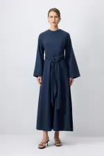 DOĞAL DOKULU KEMER DETAYLI ELBİSE