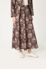 ENSEMBLE JUPE ET VESTE À MOTIFS FLORALS