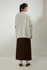 HEART EMBROIDERED KNITTED SWEATER