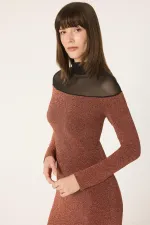 SİM DETAYLI UZUN KOLLU ELBİSE