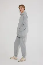 KAPÜŞONLU SWEATSHIRT EŞOFMAN TAKIM