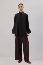 WIDE-CUFFS SATIN SHIRT