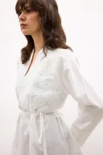 EMBROIDERED APPLIQUE TUNIC