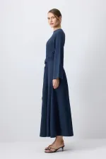 DOĞAL DOKULU KEMER DETAYLI ELBİSE