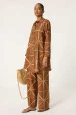 ENSEMBLE MODAL À MOTIFS