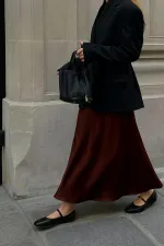 JUPE BASIQUE EN SATIN