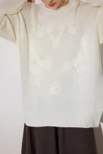 ÇİÇEK NAKIŞLI TRİKO TUNİK