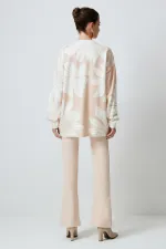 PULL À MOTIFS FLEURS