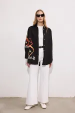 CHEMISE EN GABARDINE BRODÉE