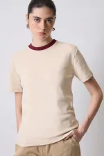 %100 PAMUKLU RİBANA YAKA KISA KOLLU T-SHIRT