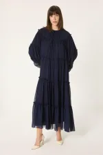 ROBE EN CHIFFON À VOLANTS