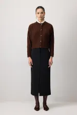 DÜĞMELİ KISA TRIKO HIRKA