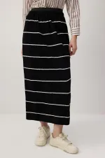 JUPE EN MAILLE AVEC TAILLE ÉLASTIQUE