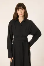 ROBE CHEMISE AVEC DÉTAIL DE CEINTURE