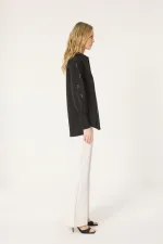 ASİMETRİK YAKA TAŞLI KUPRA GÖMLEK