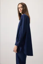 CHEMISE EN CRÊPE SURDIMENSIONNÉE