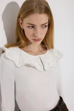 DANTEL YAKA ÇITÇITLI BODY