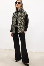 VESTE À IMPRIMÉ LÉOPARD AVEC GARNITURES EN CUIR