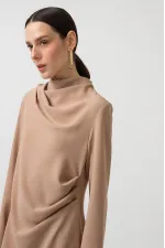 BÜZGÜLÜ KREP ELBİSE