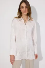 CHEMISE EN SATIN À MOTIFS
