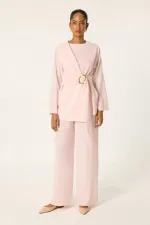 ENSEMBLE TUNIQUE ET PANTALON AVEC BOUCLE DORÉE