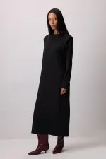 ROBE BASIQUE MOULÉE