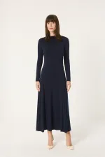 ROBE BASIQUE EN MAILLE À MANCHES LONGUES