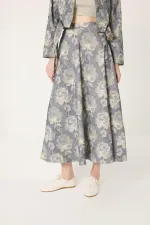 ENSEMBLE JUPE ET VESTE À MOTIFS FLORALS