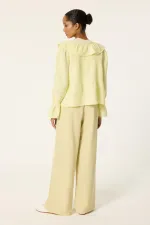 MUSLIN BLOUSE WITH RUFFLED COLLAR MUSLIN BLOUSE WITH RUFFLED COLLAR