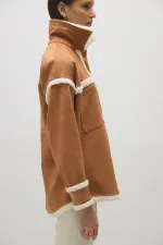 Chemise en daim avec détails en peluche