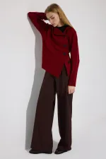 ASİMETRİK DÜĞMELİ TRİKO KAZAK