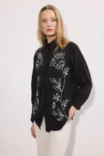CHEMISE AVEC DÉTAILS DE BRODERIE
