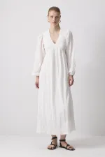 V YAKA GOFRE ELBİSE