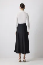 JUPE BASIQUE EN SATIN