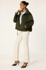 BELİ BÜZGÜLÜ CEKET