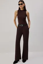 DİK YAKA KOLSUZ İÇLİK