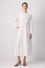 BELE OTURAN PAMUKLU ELBİSE