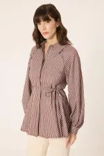 DÜĞME DETAYLI ÇİZGİLİ GÖMLEK