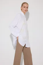 CHEMISE EN LIN BRODÉE