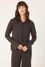 ENSEMBLE CHEMISE ET PANTALON AVEC CEINTURE