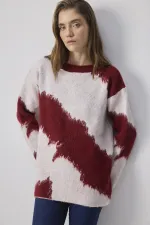 ABSTRACT DESENLİ TRİKO KAZAK