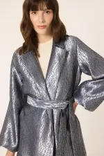 VESTE JACQUARD AVEC DÉTAIL DE CEINTURE