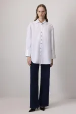 CHEMISE EN POPLINE AVEC DÉTAILS DE PAILLETTES