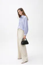 100% COTTON SHIRT WITH ROSE DETAIL