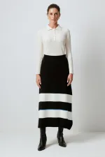 JUPE EN MAILLE À RAYURES AVEC TAILLE ÉLASTIQUE