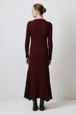 RIBBED CREW NECK KNITTED DRESS