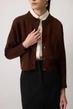 DÜĞMELİ KISA TRIKO HIRKA