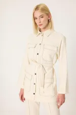 CHEMISE À COUTURES CONTRASTÉES