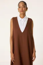 CLEAVAGE COVERING SHIRT COLLAR