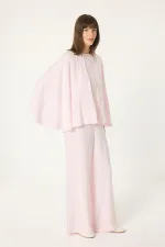 ENSEMBLE CHEMISE À CAPE ET PANTALON À JAMBES LARGES